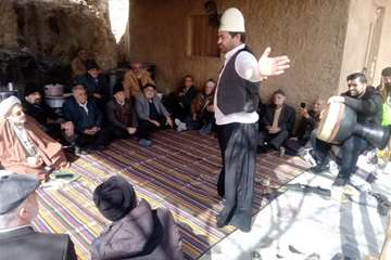 تور گردشگری نکوداشت خمینی شهر